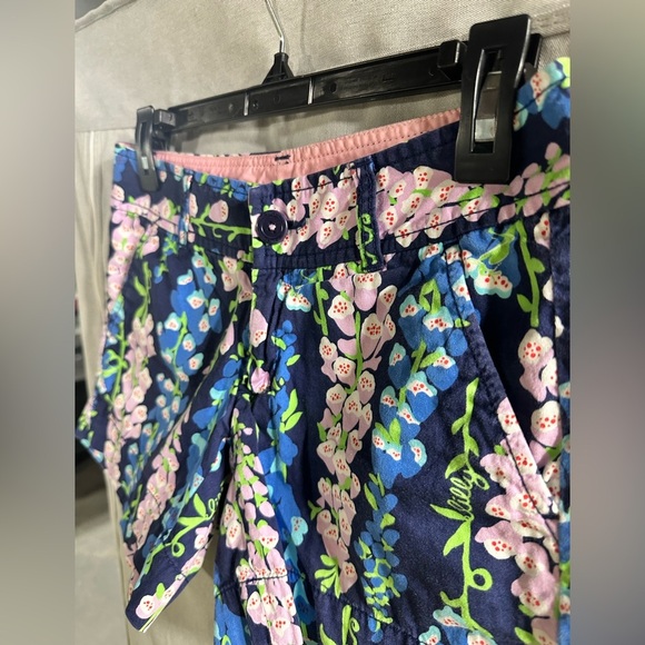Lilly Pulitzer 00 Callahan Foxy Foxglove Chino Shorts Floral Flat Front Pockets - Picture 2 of 4